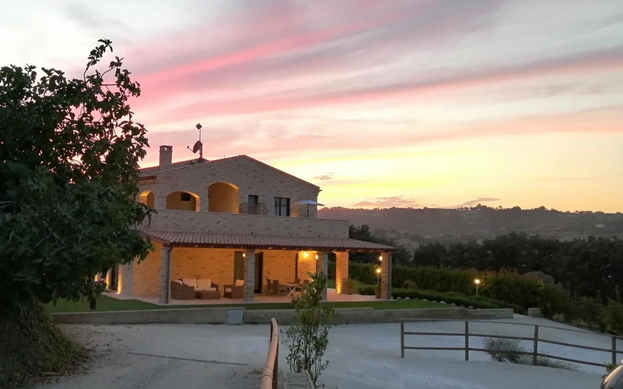 B&B Casalfarano Cupra Marittima Exteriör bild