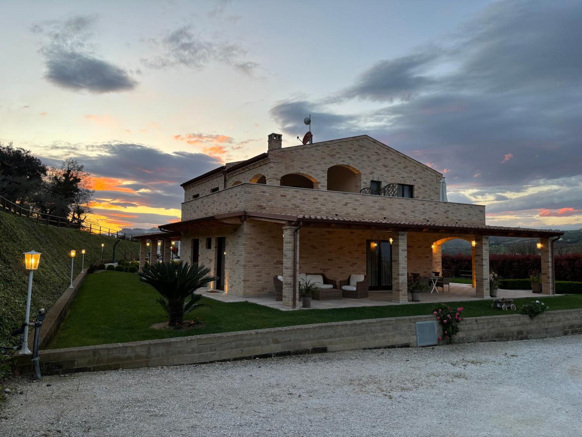 B&B Casalfarano Cupra Marittima Exteriör bild