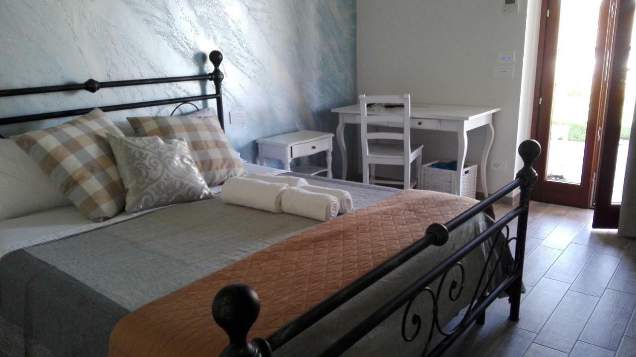 B&B Casalfarano Cupra Marittima Exteriör bild