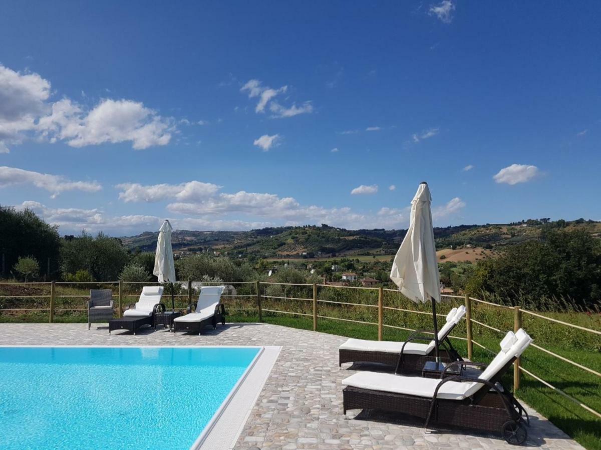B&B Casalfarano Cupra Marittima Exteriör bild